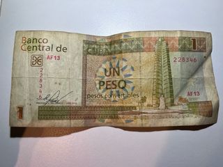 Lote 2 Billetes Cuba: 1 Peso (CUC) + 1 Peso