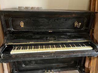 Piano Antiguo Estela - Antigua Casa Bernareggi