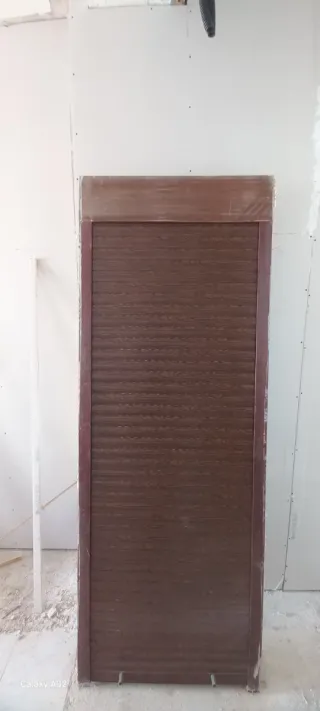 Puerta balcón imitación madera