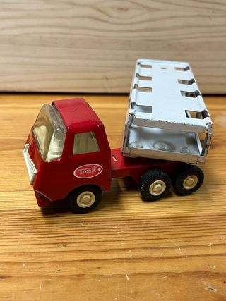 Camión Tonka con Remolque