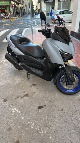 Yamaha X-MAX 300cc año 2021