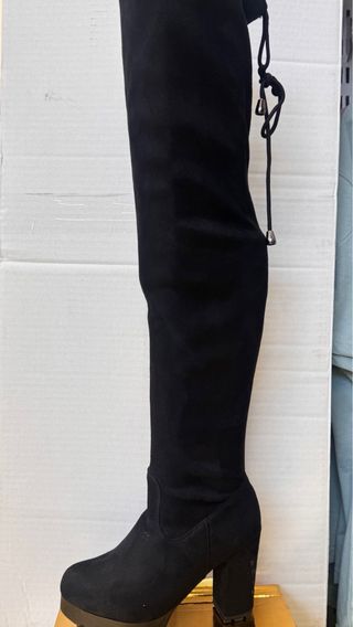 Botas altas negras tallas 36,37,38