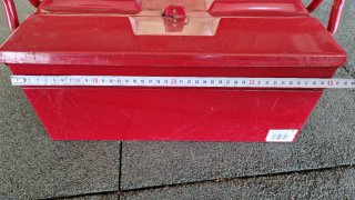 Caja de herramientas metálica