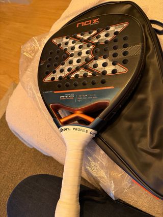 Pala NOX AT10 Attack 2025