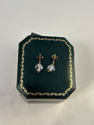 Pendientes de oro y cristal