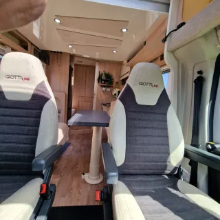 Autocaravana Giottiline Siena 350, año 2023. 23000