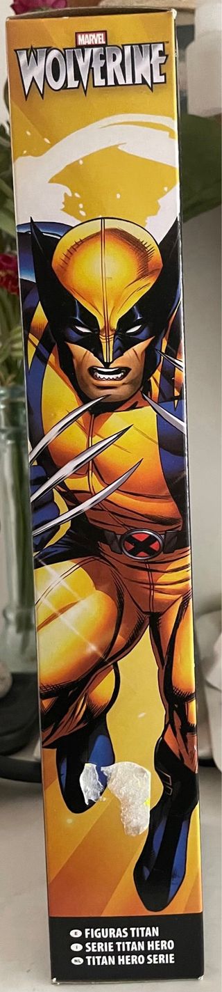 Action Figure Marvel Wolverine Titan Hero Series