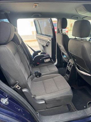 Volkswagen Touran 2.0tdi 136cv 5plz