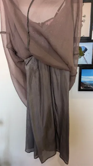 Vestido tirantes seda marrón