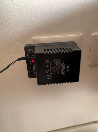 Yamaha PSR-83 tastiera + supporto e alimentatore