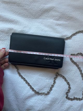 Bolso Calvin Klein Jeans Negro Cadena