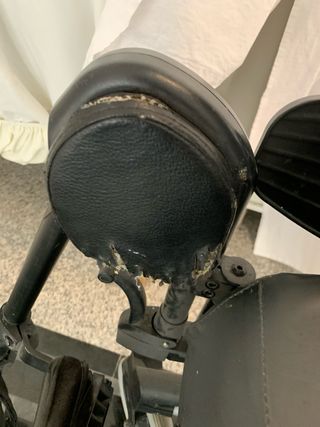 Silla de ruedas basculante