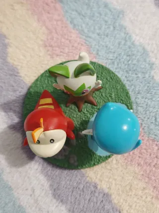 Figura Pokémon Paldea Escarlata y Purpura Nintendo