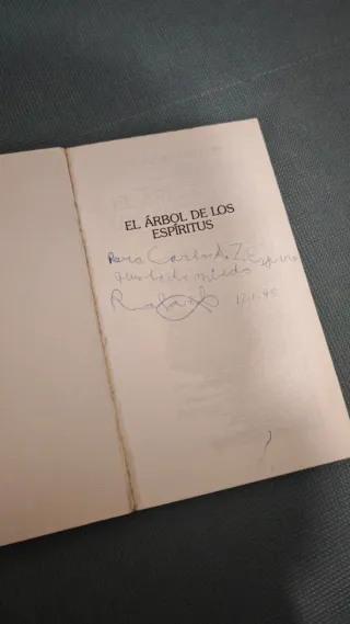 El árbol de los espíritus Elige tu Propia Aventura