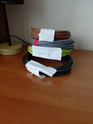 Cables Eléctricos Varios (15m, 1.5mm)