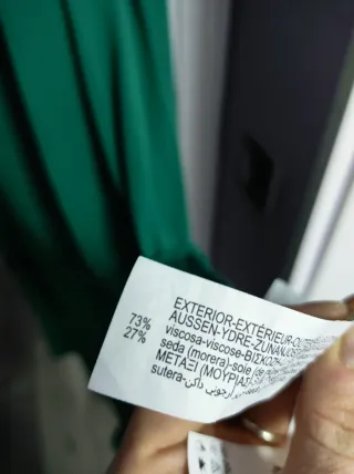 Vestido seda Zara verde abalorios