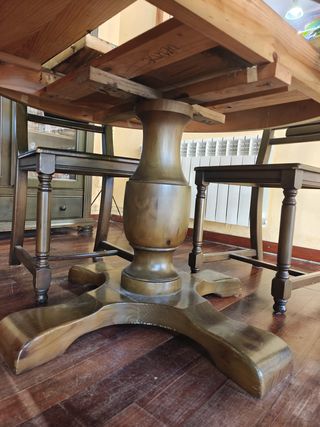 Mesa redonda extensible madera + 4 sillas