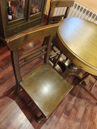 Mesa redonda extensible madera + 4 sillas