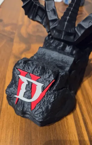 Soporte Diablo para Mando PS5.