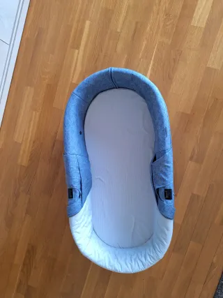 Carro de paseo Stokke azul con capazo