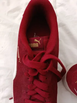 Zapatillas Puma de mujer color granate Talla 39.