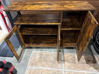 Mueble recibidor industrial marrón