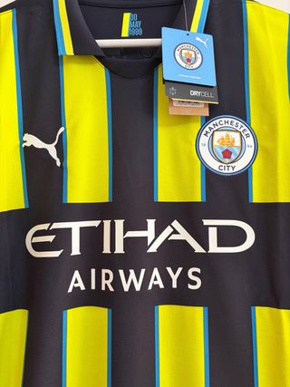 Camiseta Manchester City Haaland 9 Negra y Amarill