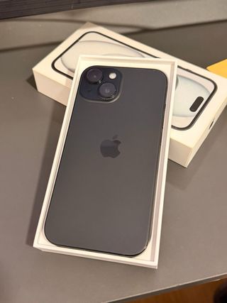 iPhone 15 Negro/Azul Marino