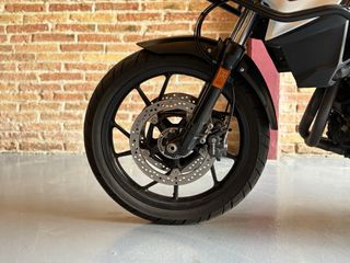 BMW F750GS
