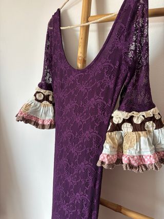 Vestido Flamenca morado con Volantes.