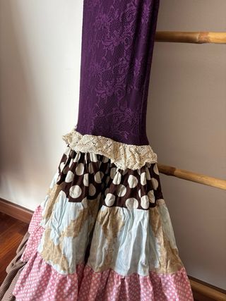 Vestido Flamenca morado con Volantes.
