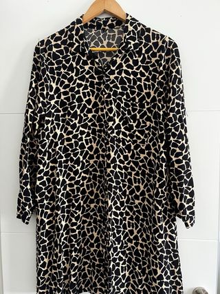 Oferta: Conjunto Vestido y Chaqueta Animal Print