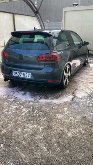 Volkswagen Golf 6 GTI 2.0 TSI 210cv