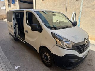 Renault Trafic 9 Plazas