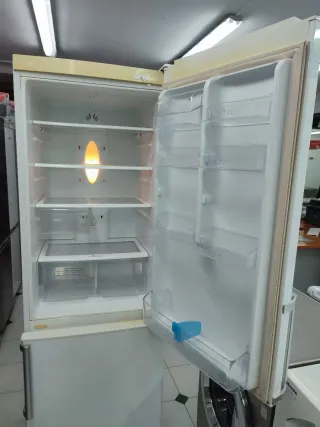 Nevera marca LG 190/60cm clase A+ con garantía