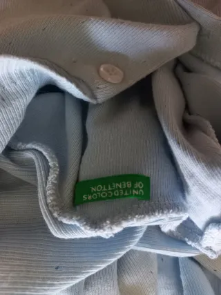 Casaco de criança azul com capuz