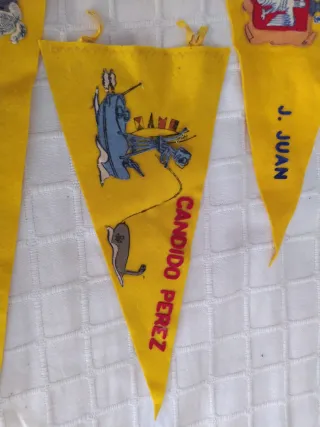3 Banderines Antiguos Fieltro Personalizados