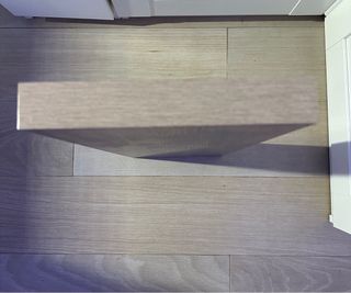 3 Estanterías color beige y marrón