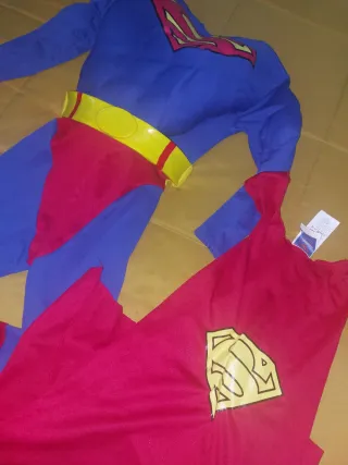 Costume da Superman per bambino 12-13 anni.