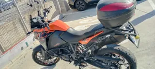 Moto KTM Adventure Negra/Naranja