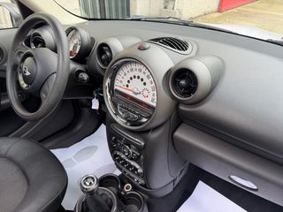 MINI Countryman 2011 PEGATINA C  DESDE 150€/MES