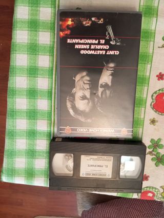 Película VHS Tombstone La Leyenda de Wyatt Earp