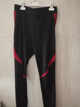 Leggings Push Up Negros y Rojos