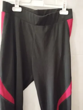 Leggings Push Up Negros y Rojos