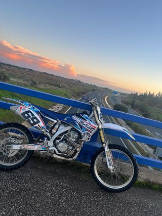 Yamaha YZ 250 Moto Cross