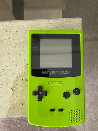 Consola Game Boy Color Verde + 5 Juegos