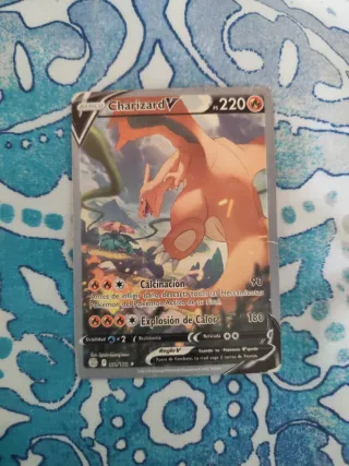 Charizard V Pokémon Card