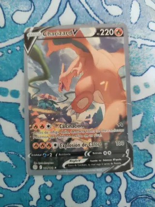 Charizard V Pokémon Card