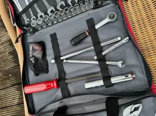 Bolsa de herramientas de Falcon con herramientas i
