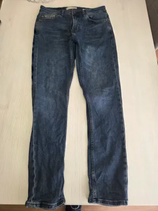 Pantalón vaquero Pull and Bear azul